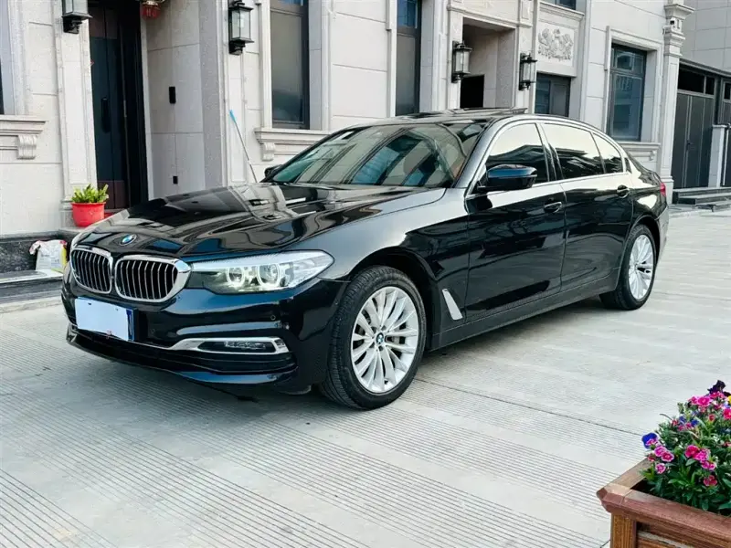 BMW 5 Series, 2019