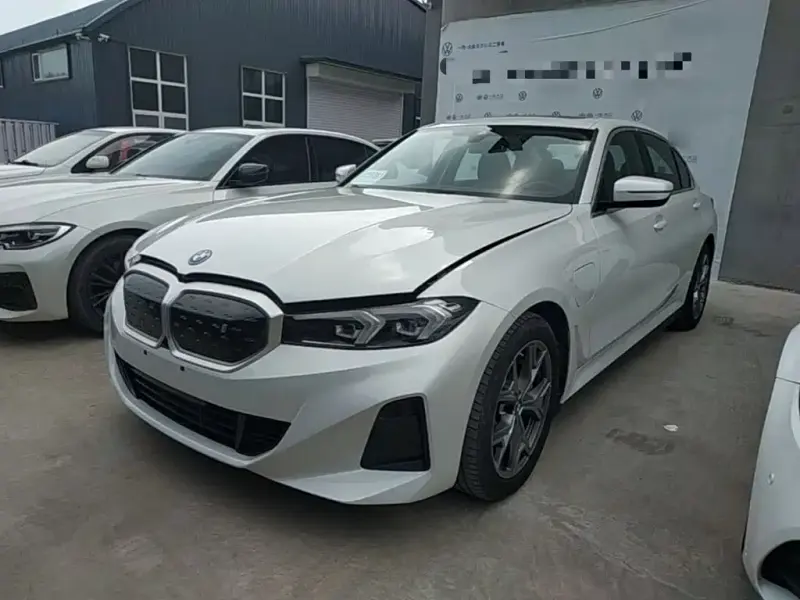 BMW i3, 2023