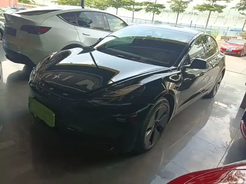 Tesla Model 3, 2023