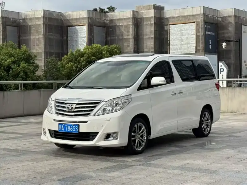 Toyota Alphard, 2014