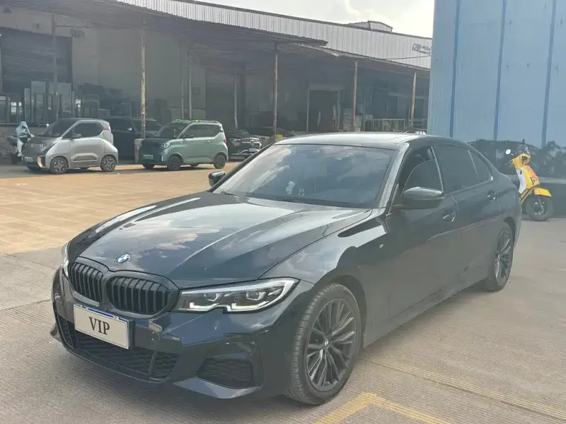 BMW 3 Series, 2022