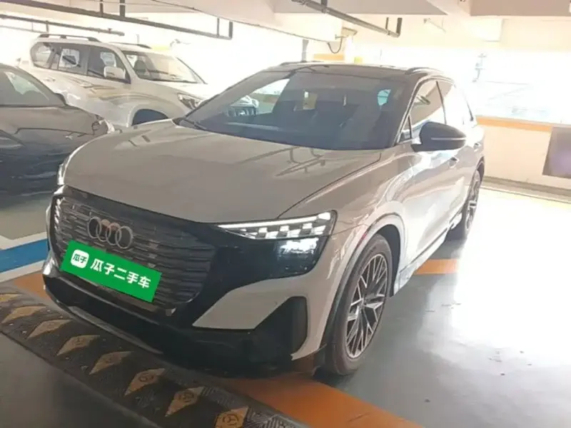 Audi Q5 e-tron, 2023