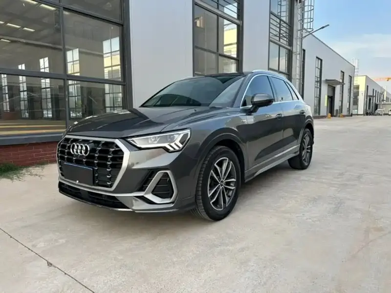 Audi Q3, 2022
