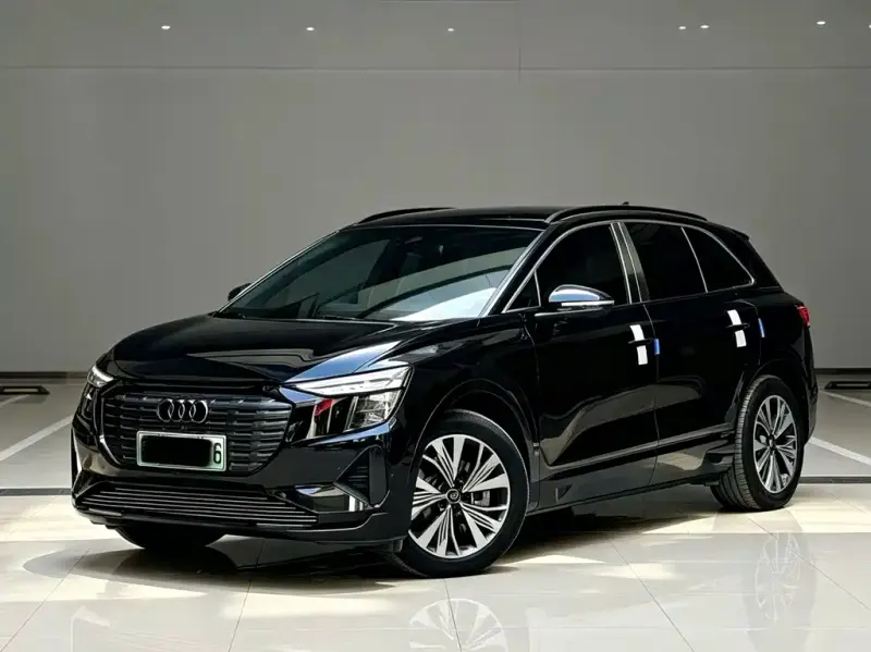 Audi Q5 e-tron, 2024