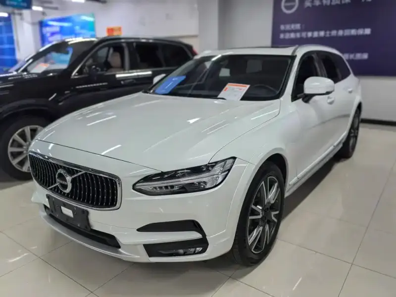 Volvo V90, 2020