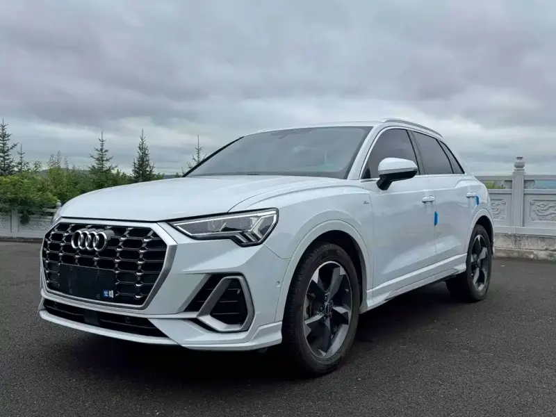 Audi Q3, 2022