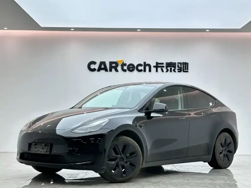 Tesla Model Y, 2023