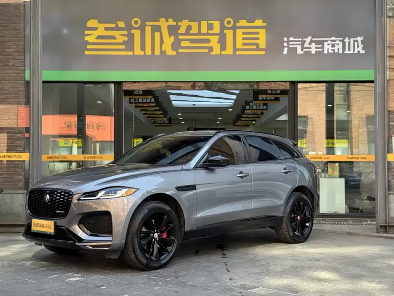 Jaguar F-PACE, 2023