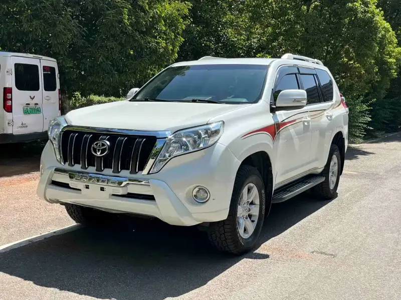 Toyota Prado (Import), 2016