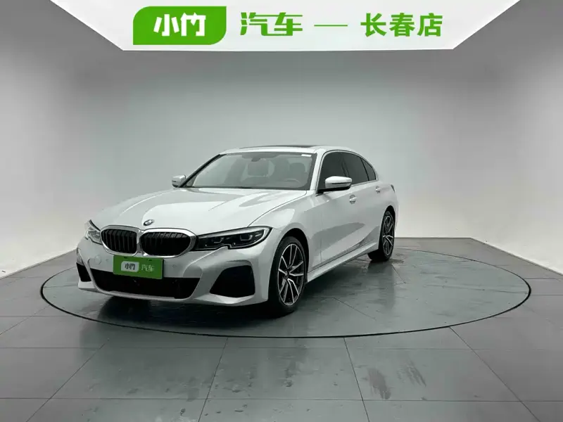 BMW 3 Series, 2022