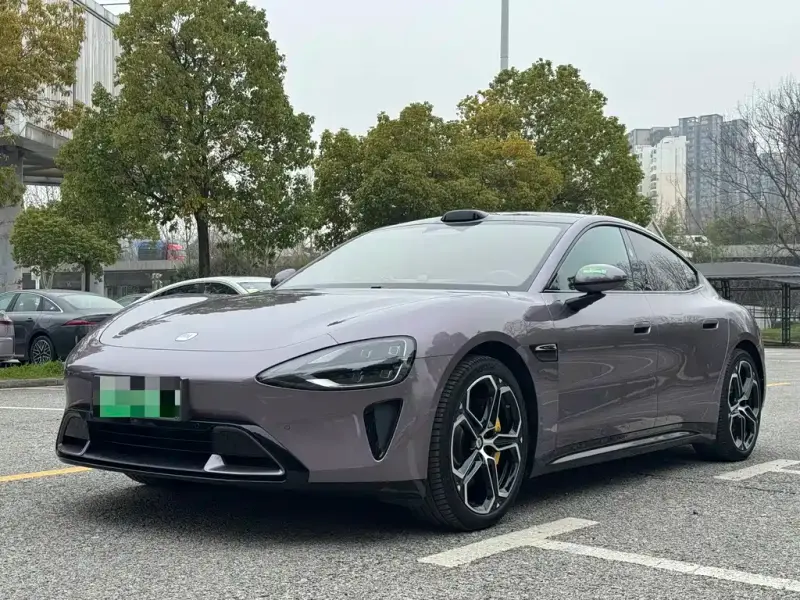 Xiaomi SU7, 2025