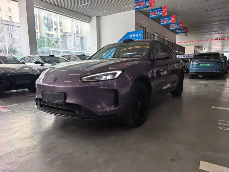 AITO M5, 2025