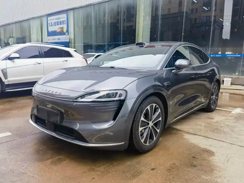 Luxeed Zhijie R7, 2025