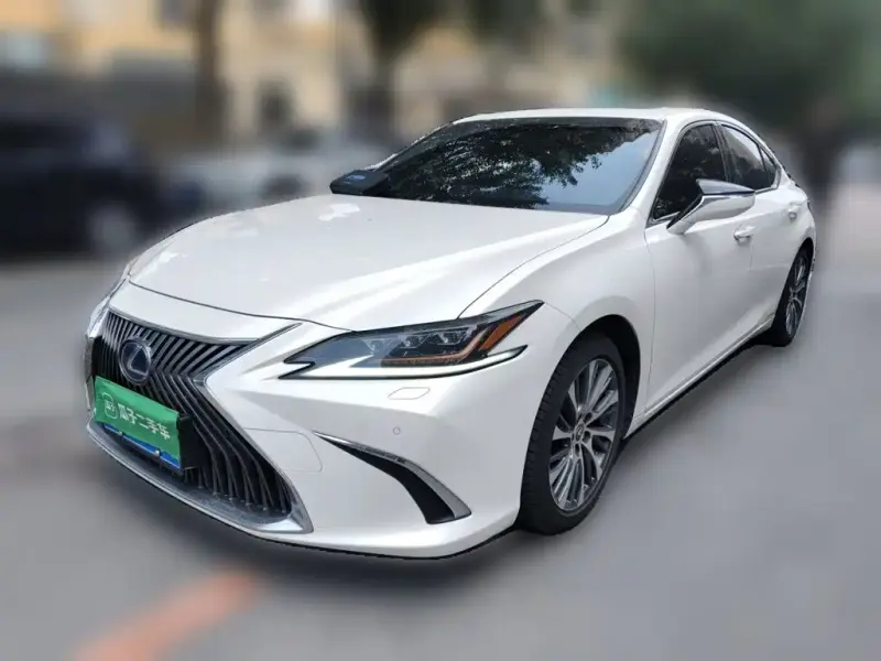 Lexus ES, 2019