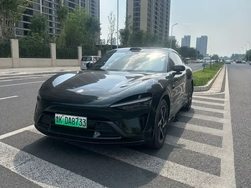 Xiaomi YU7, 2025