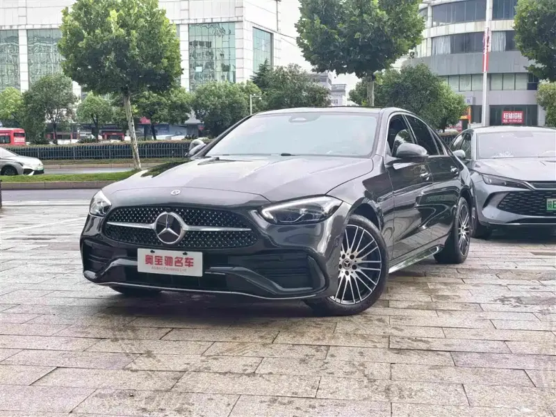 Mercedes-Benz C-Class, 2025