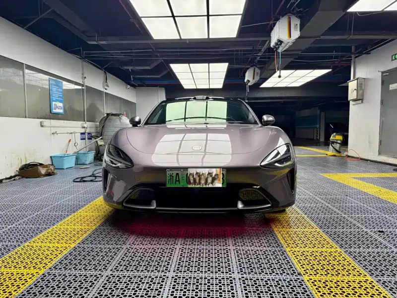 Xiaomi SU7, 2024