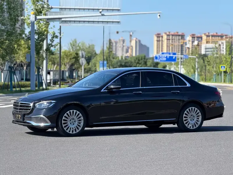 Mercedes-Benz E-Class, 2023