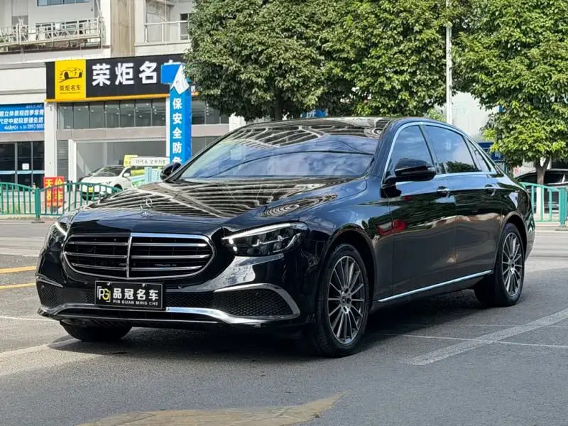 Mercedes-Benz E-Class, 2022