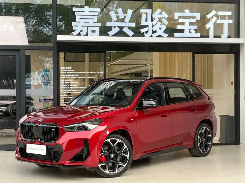 BMW X1 M35Li, 2024