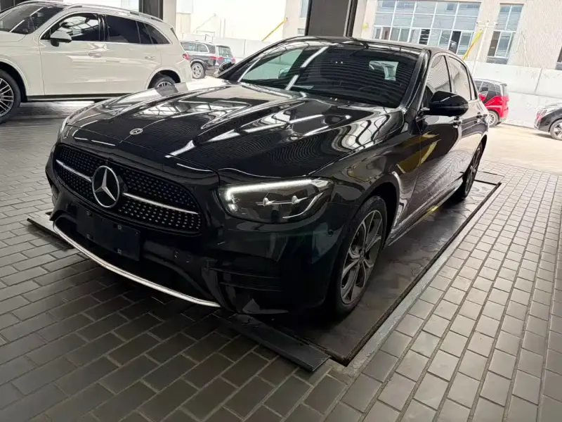 Mercedes-Benz E-Class, 2023