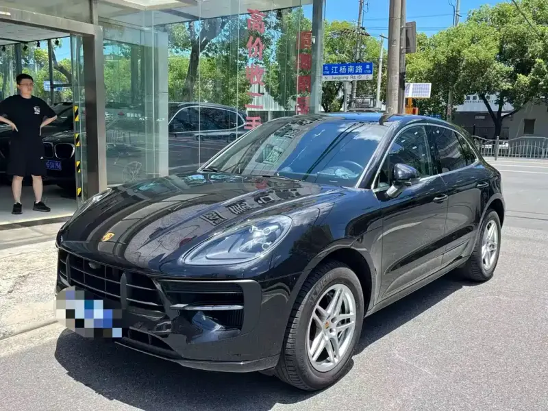 Porsche Macan, 2021