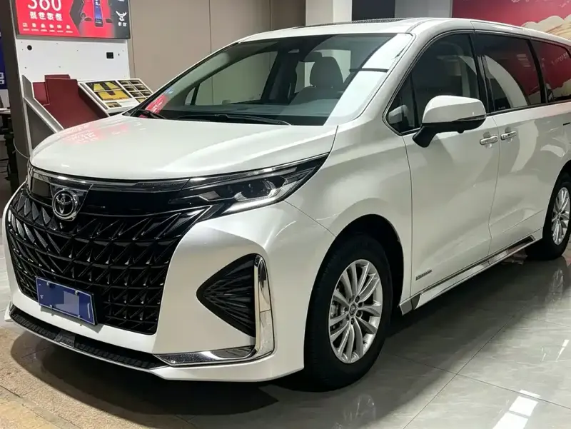 Toyota Granvia, 2025