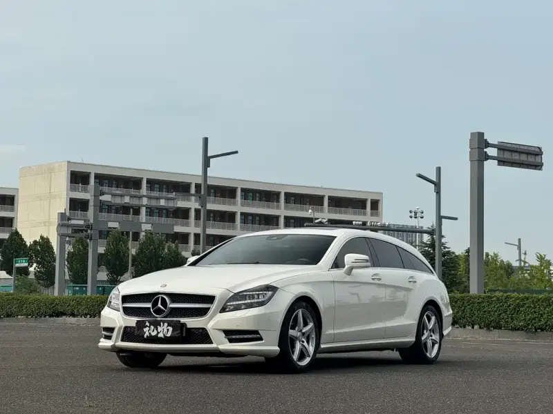 Mercedes-Benz CLS, 2013