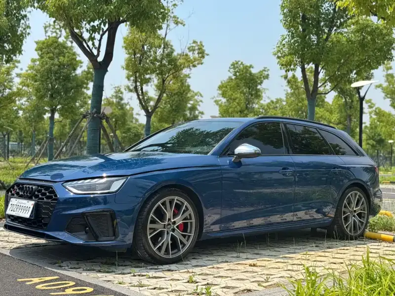 Audi S4, 2025