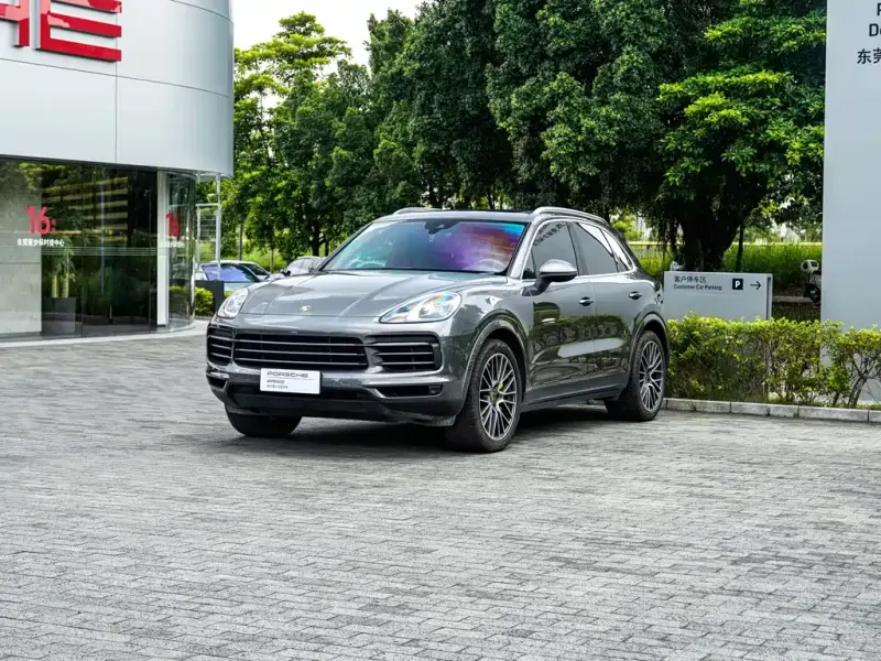 Porsche Cayenne, 2021