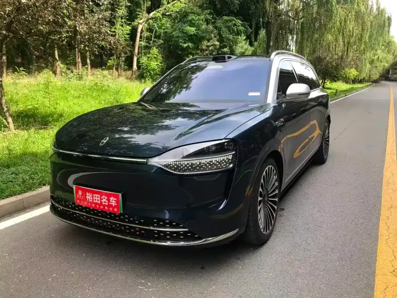 AITO M9, 2025