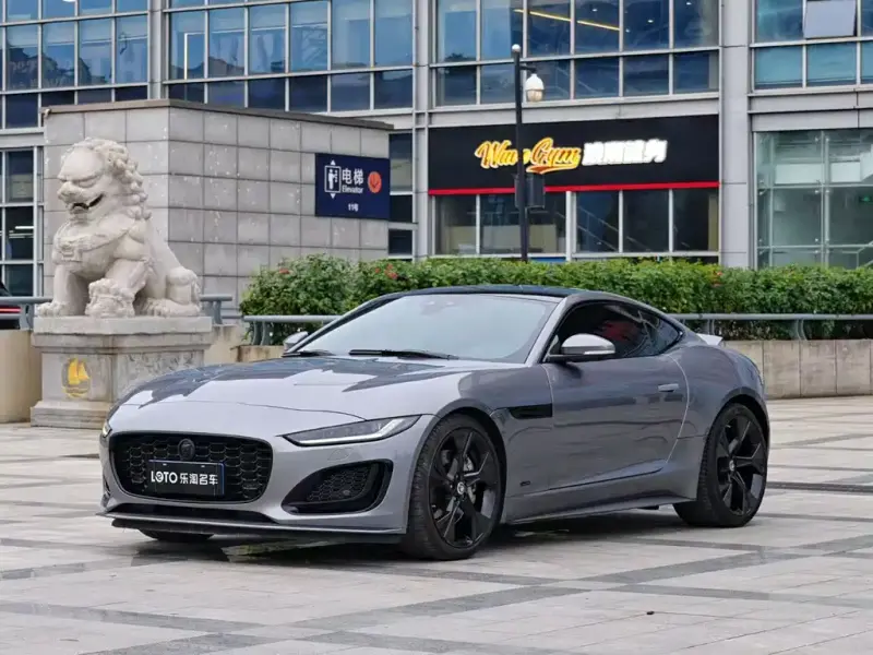 Jaguar F-TYPE, 2024