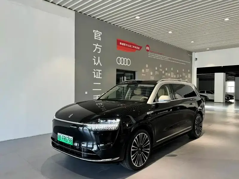 AITO M9, 2025