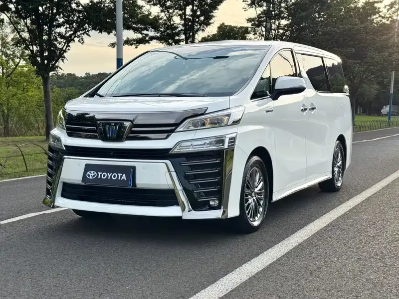 Toyota Vellfire, 2022