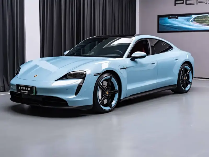 Porsche Taycan, 2021