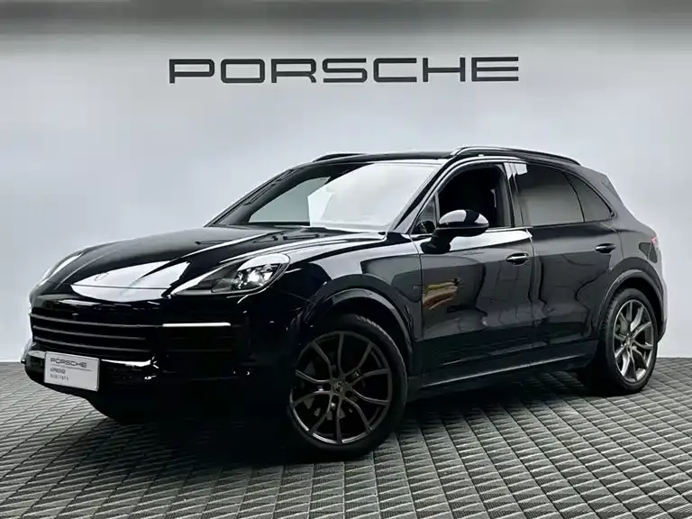 Porsche Cayenne, 2022