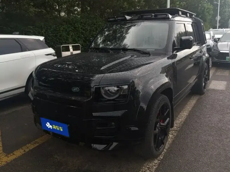 Land Rover Defender, 2023