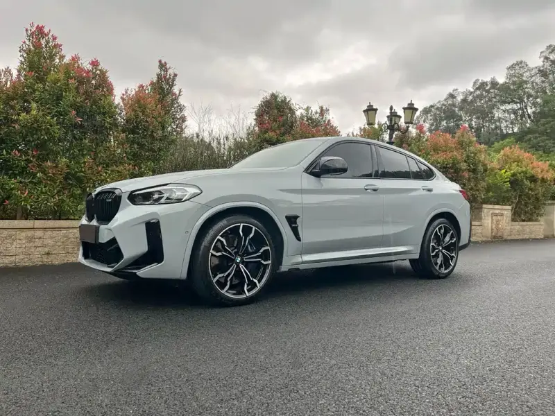 BMW X4 M, 2025
