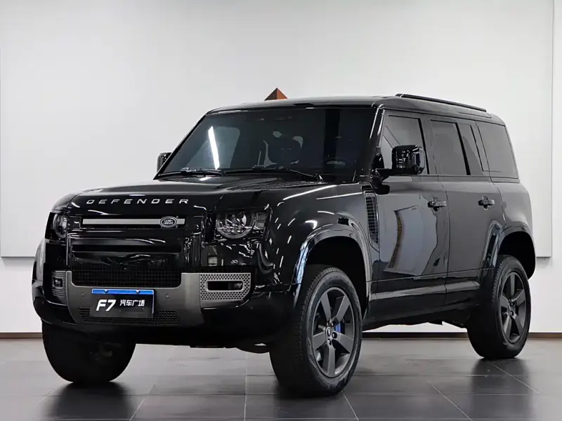 Land Rover Defender, 2025