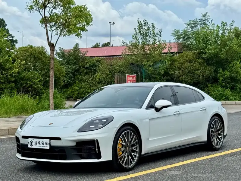 Porsche Panamera, 2025