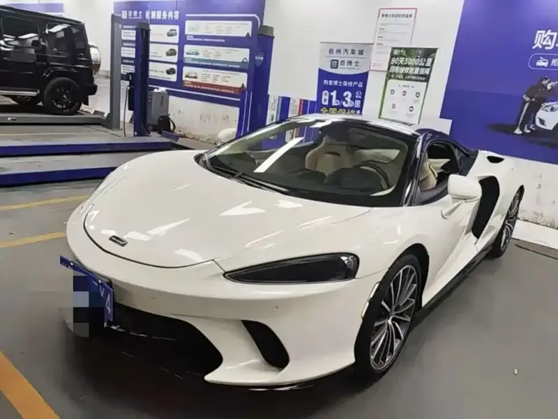 McLaren GT, 2021