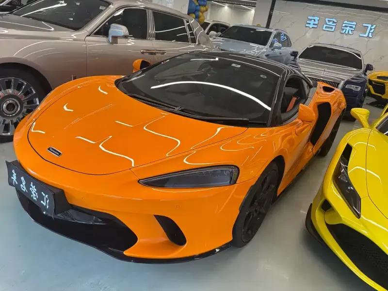 McLaren GT, 2021