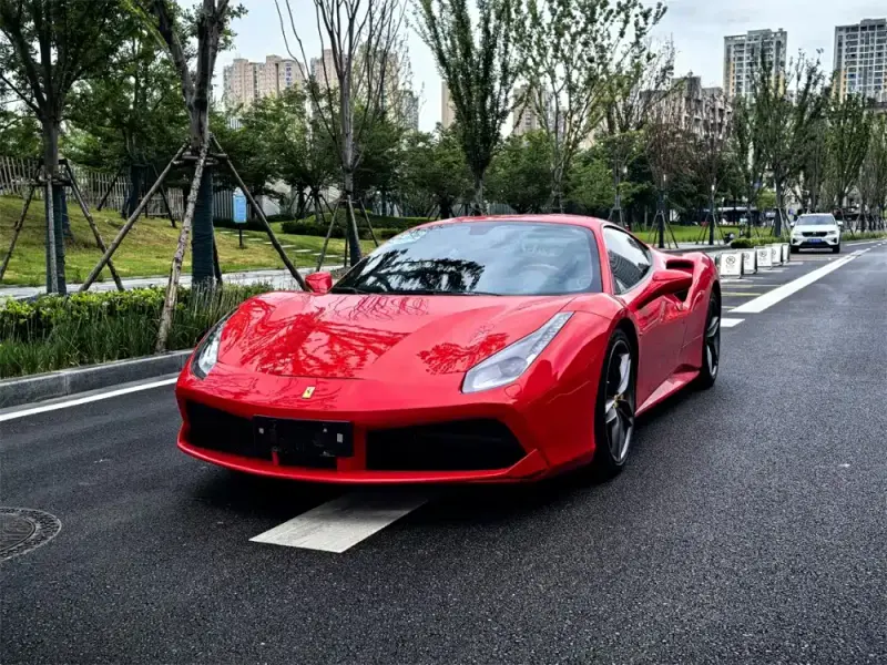 Ferrari 488, 2018