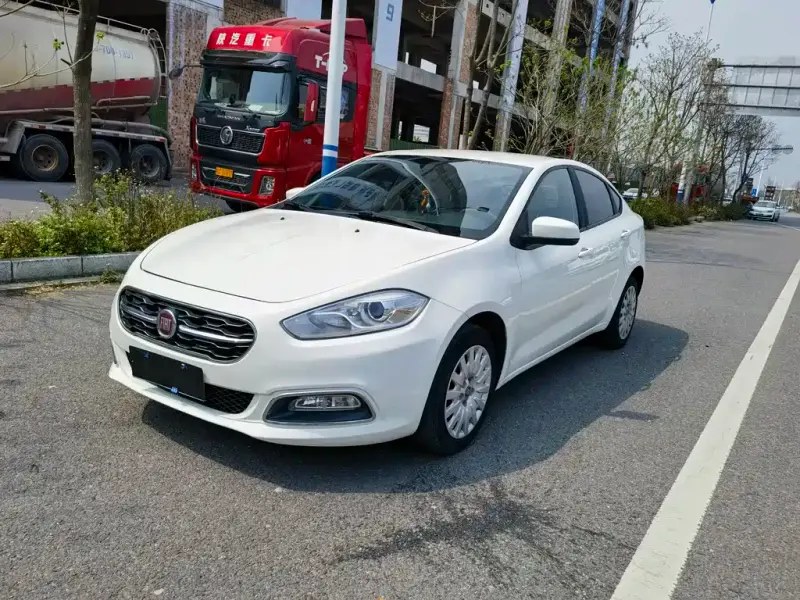 Fiat Viaggio, 2015