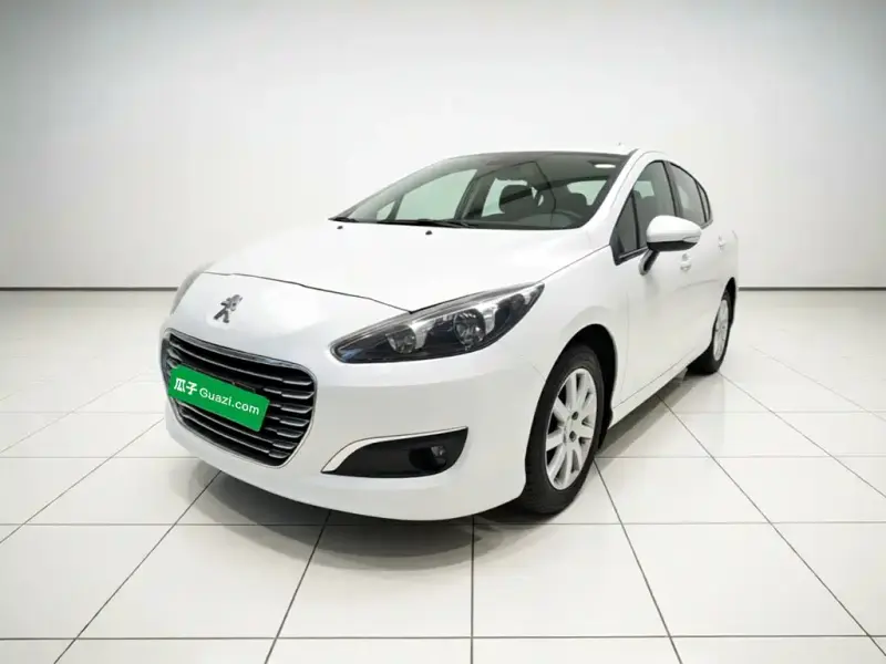 Peugeot 308, 2015