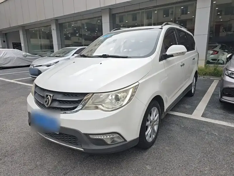 Baojun 730, 2014