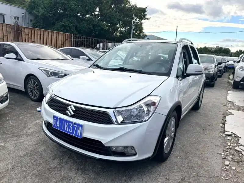 Suzuki SX4, 2015