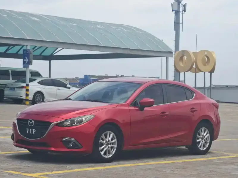 Mazda 3 Axela, 2016