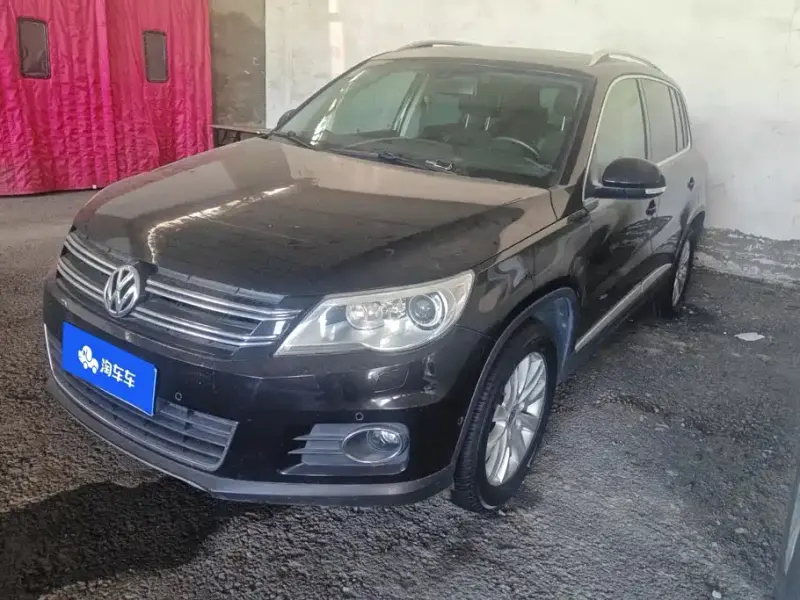 Volkswagen Tiguan, 2012