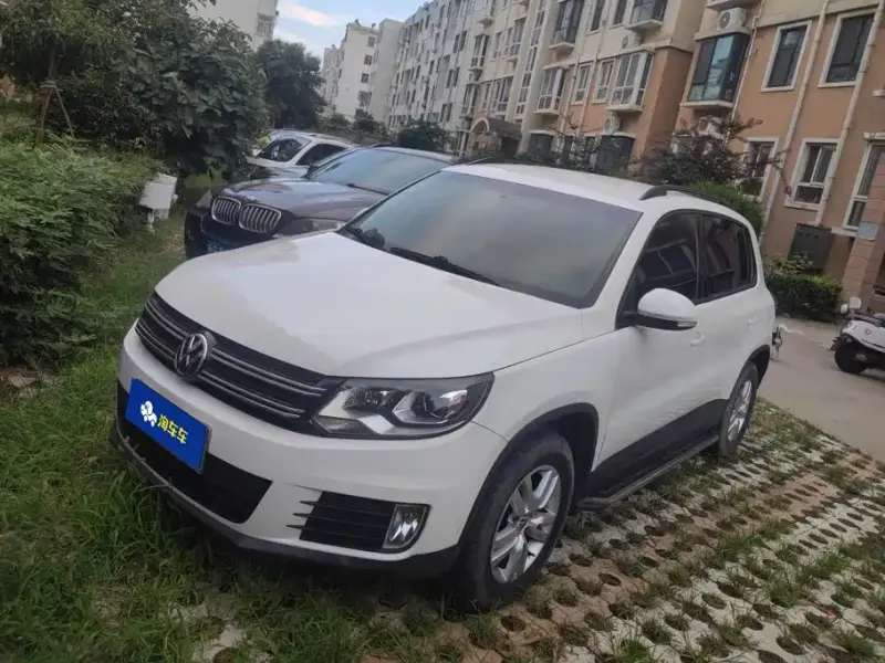 Volkswagen Tiguan, 2015